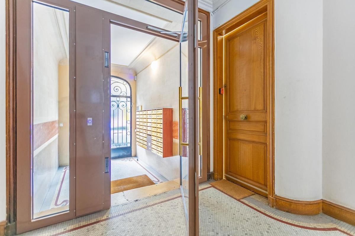 Refurbished Haussmannian Parijs